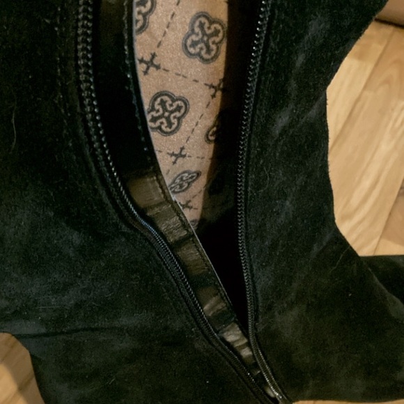 ISOLA BLACK SUEDE BOOTS SIZE 8.5 - Picture 4 of 12